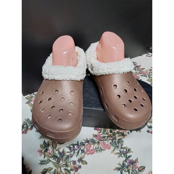 Original Croc's Bronze Brown Fur Lined Slip on Men 6 Women 8 - Picture 8 of 8